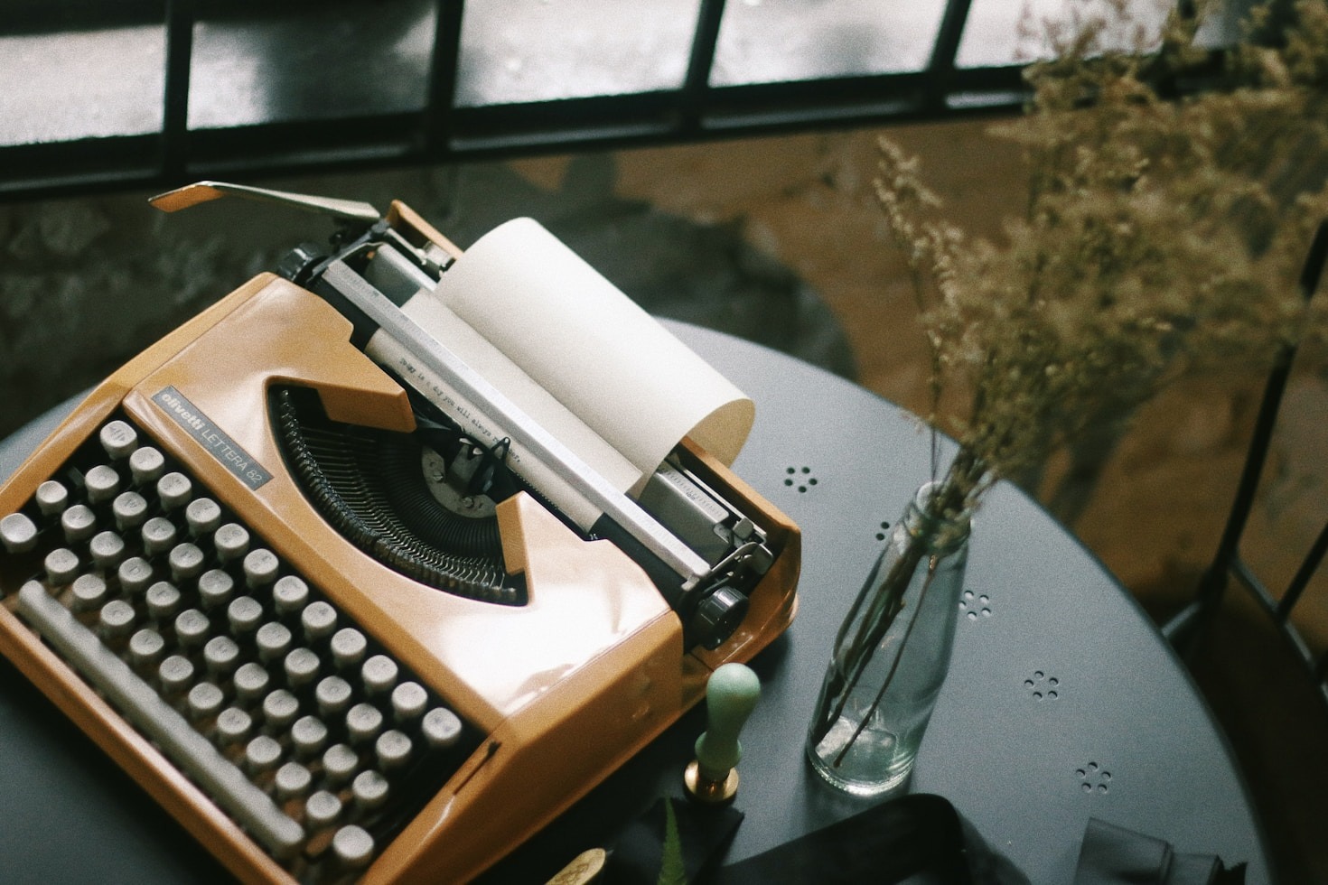 5 Must-Read Works by Mike Mizov